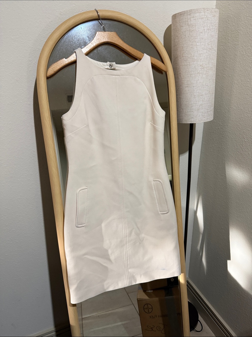 TARA JARMON Classic Sleeveless Cream Shift Dress